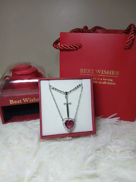 Collar Corazón y Espada de Acero Inoxidable + Tarjeta Personalizada