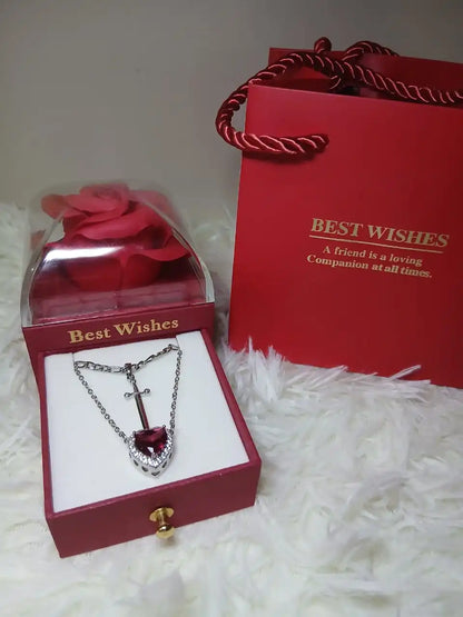 Collar Corazón y Espada de Acero Inoxidable